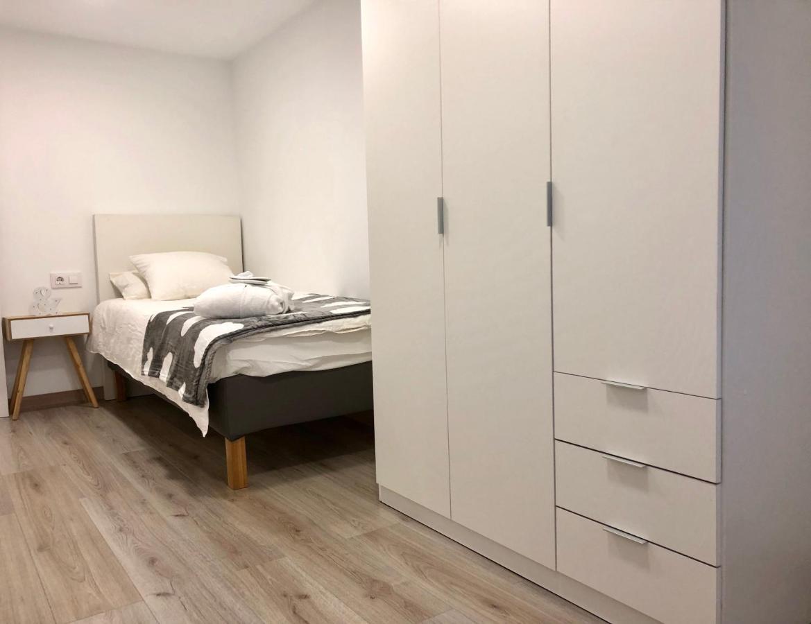 Monresidence Cavall Bernat Манреса Екстериор снимка
